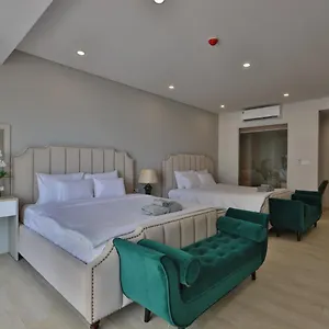 Апартаменты Highsea Goldcoast Superview