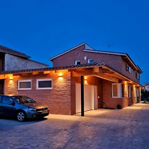 Acogedora Con Entrada Independiente Appartamento El Masnou