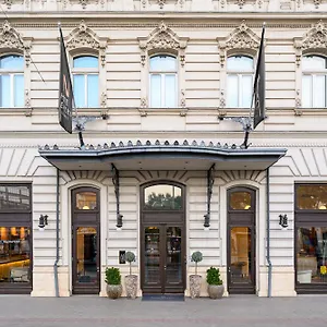 **** Hotel Nemzeti - Mgallery Ungarn