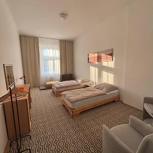 city-centre-apartment-demio.marianskelaznehotels.net/