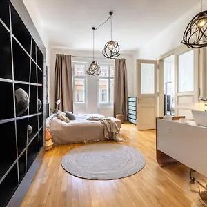 Lesser Town Melnicka By Easybnb Apartment
